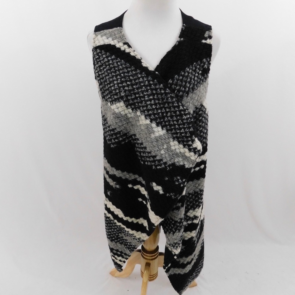 Guest Editor Vest - image 1